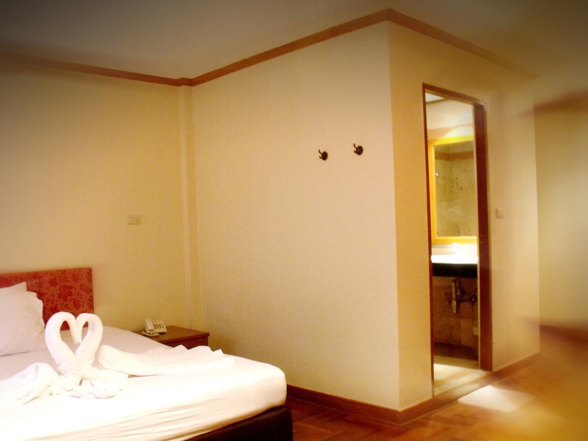 Bbb Inn Bangkok Zimmer foto